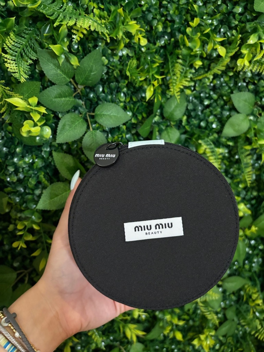 Miu Miu Beauty Two-Tone Vanity GWP - Picture 3 of 4